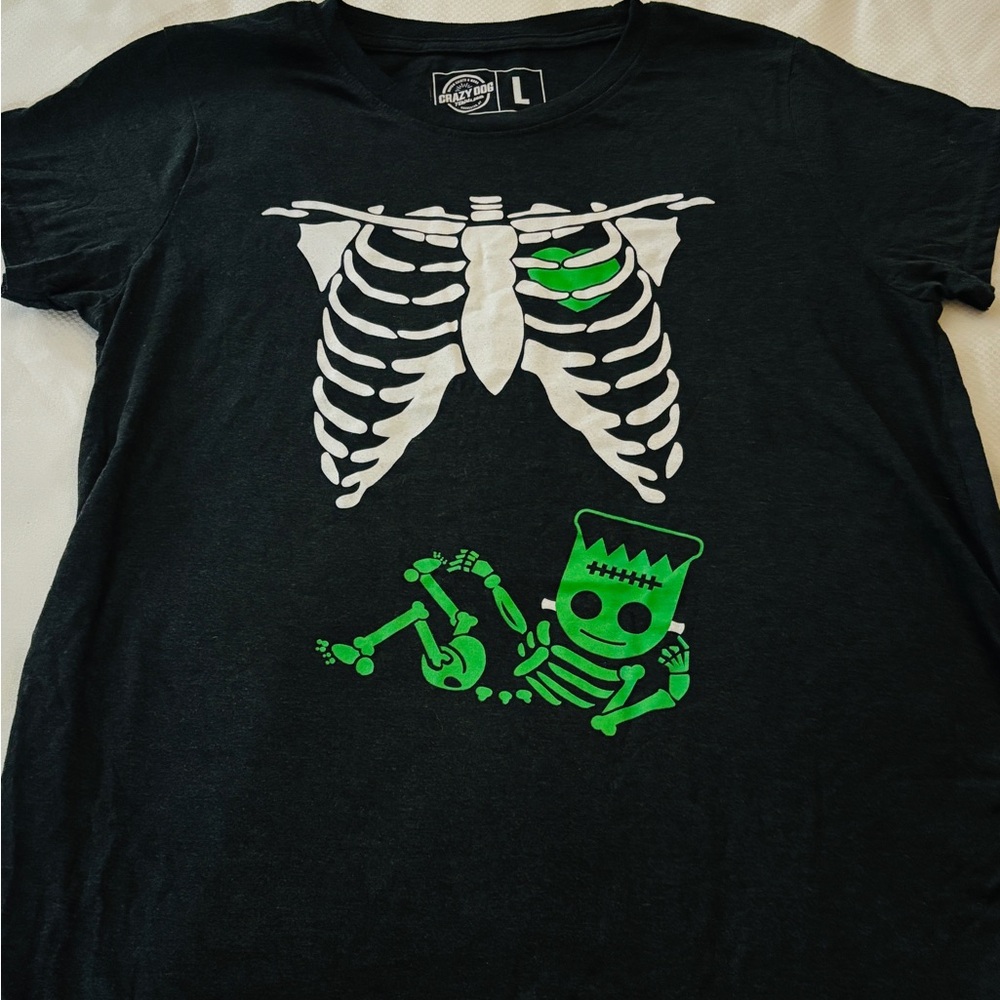 Maternity Halloween Skeleton‎ Baby Tshirt- Large